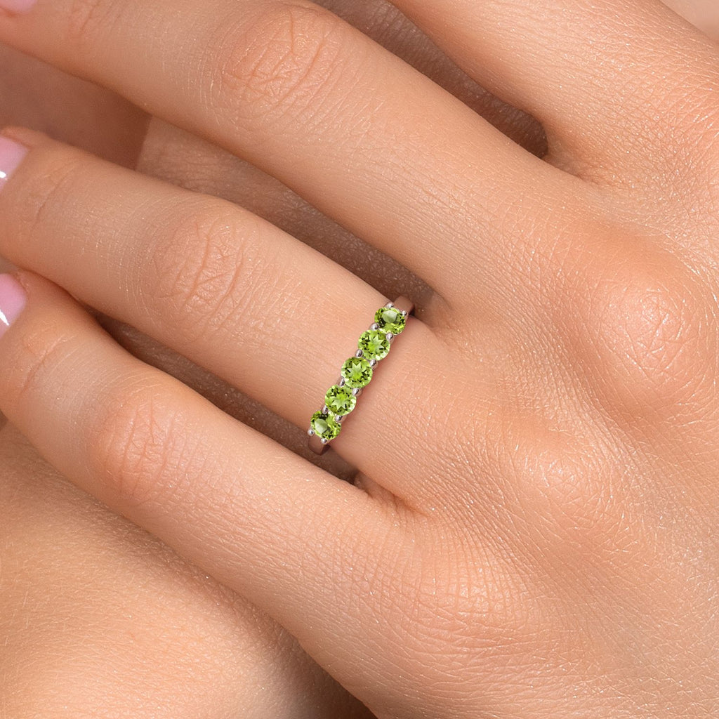 Peridot - August_6_Ring in 925 Sterling Silver