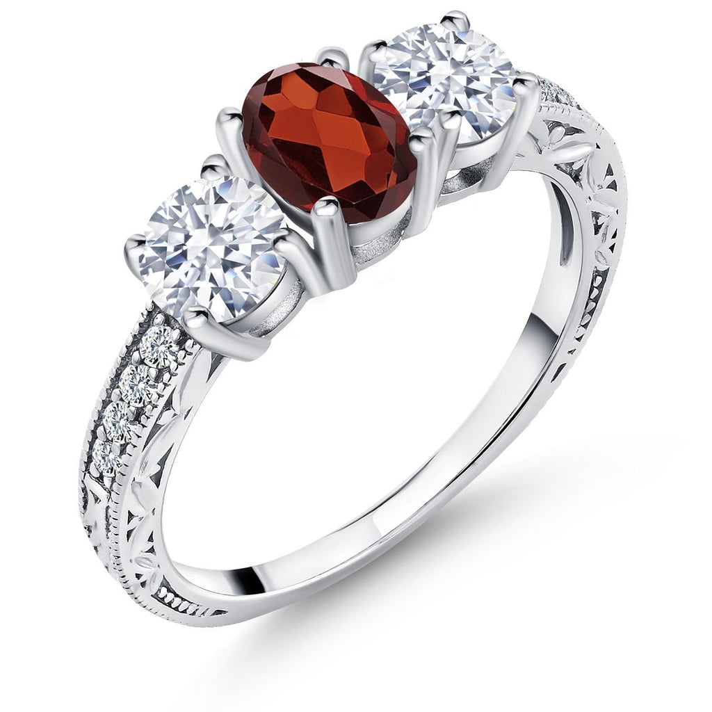 Garnet - January_9_Ring in 925 Sterling Silver