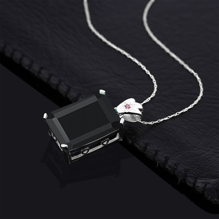 Onyx - December_Pendant in 925 Sterling Silver