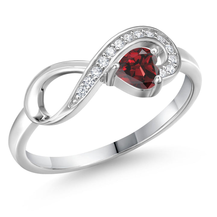 Garnet - January_5_Ring in 925 Sterling Silver