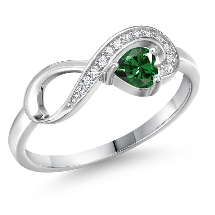 Nano Emerald - May_5_Ring in 925 Sterling Silver