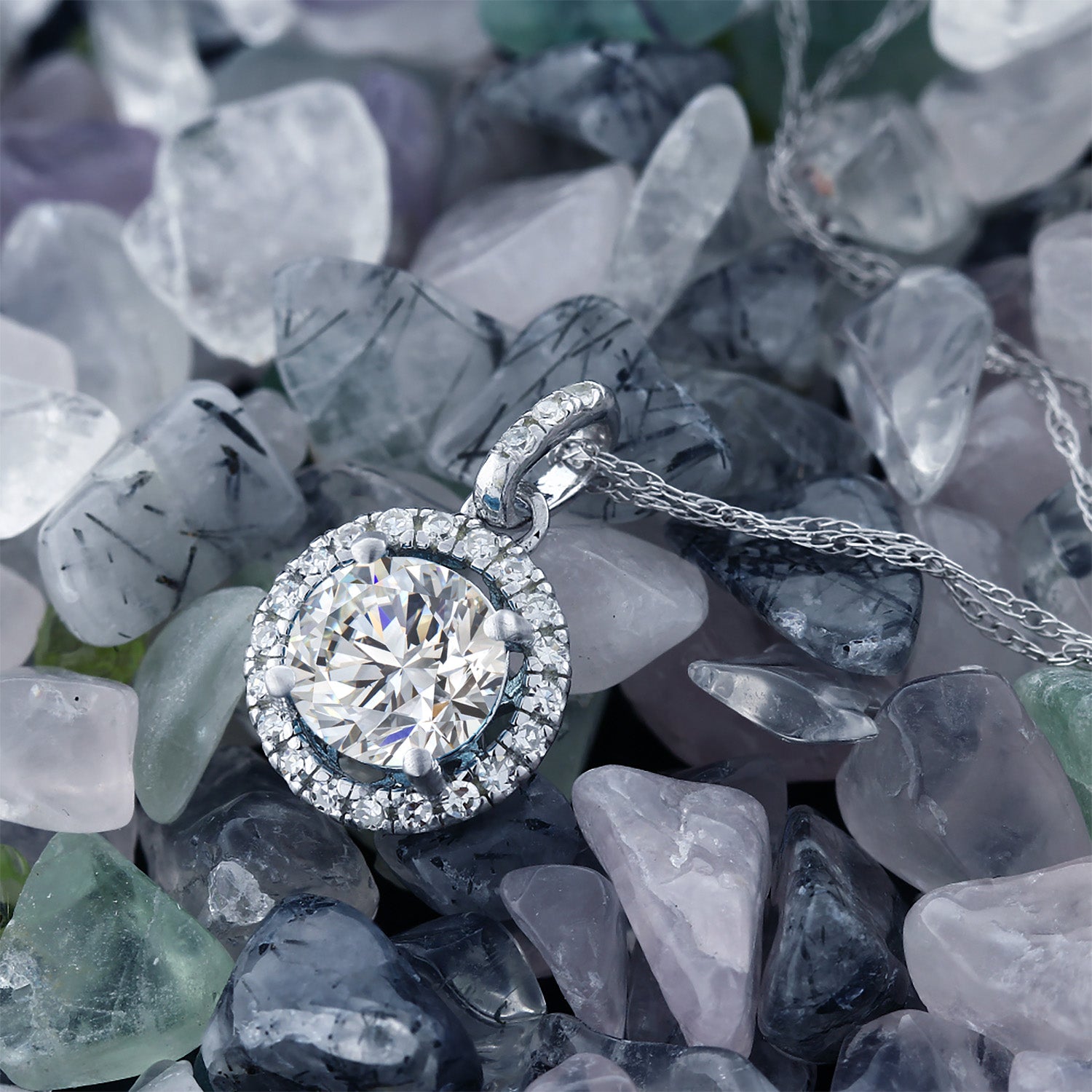 Pendant in 14K White Gold