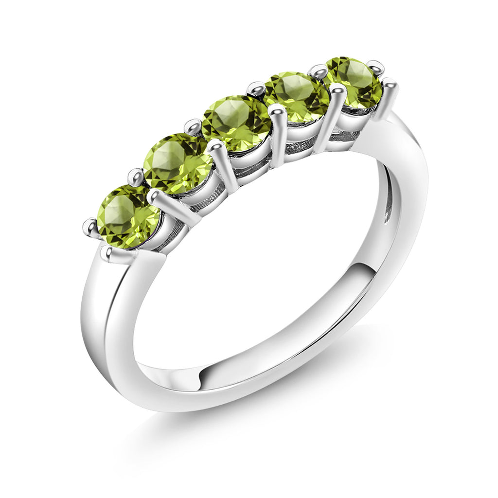 Peridot - August_7_Ring in 925 Sterling Silver