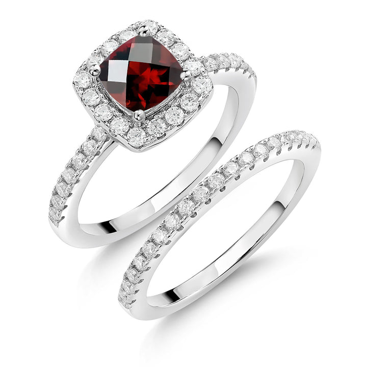 Garnet-Checkerboard_5_Ring in 925 Sterling Silver