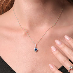 Pendant in 10K White Gold