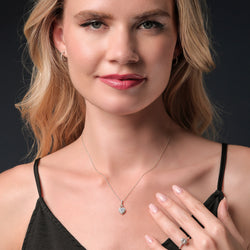 Pendant in 10K White Gold