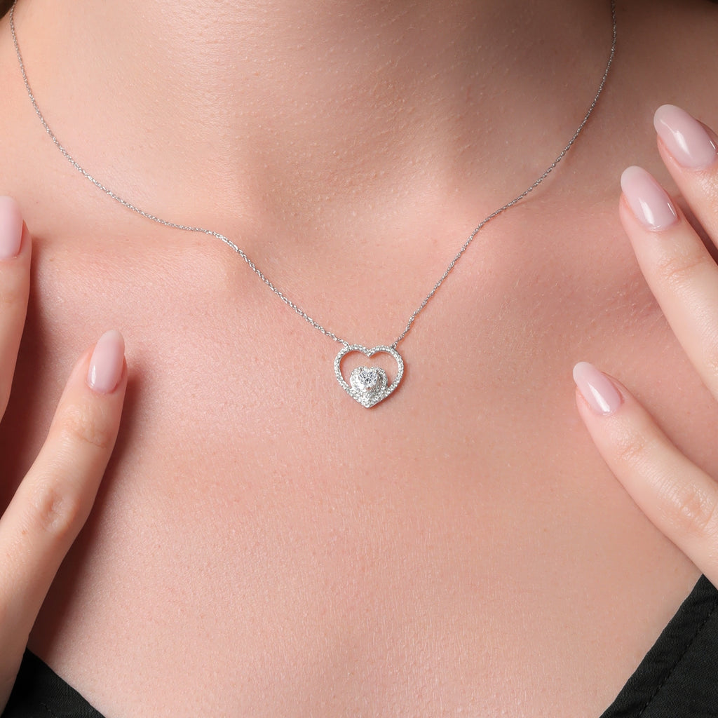 Pendant in 10K White Gold
