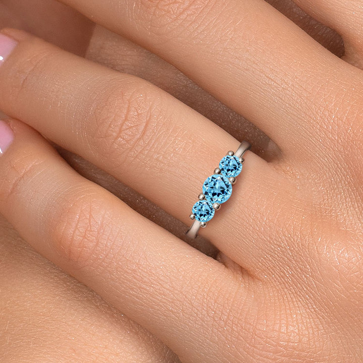 Ring in 14K White Gold
