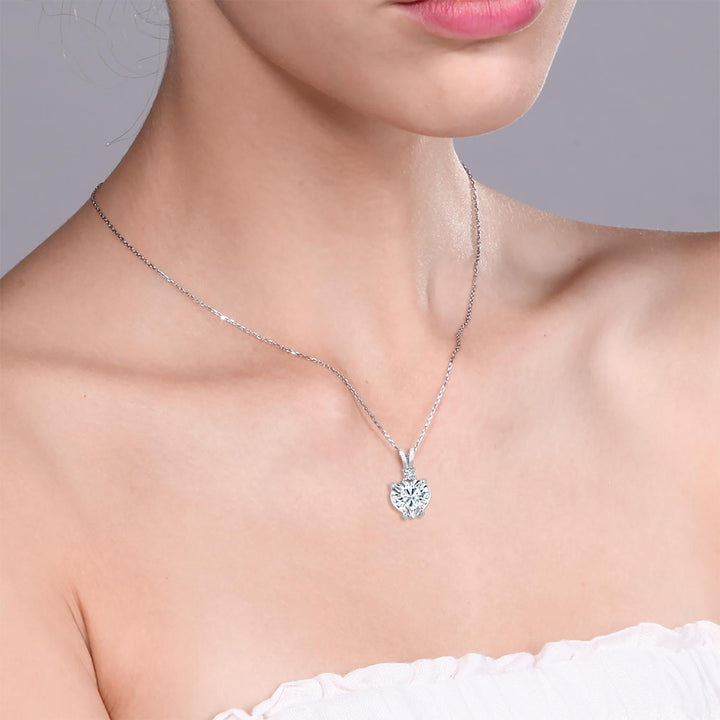 Pendant in 14K White Gold