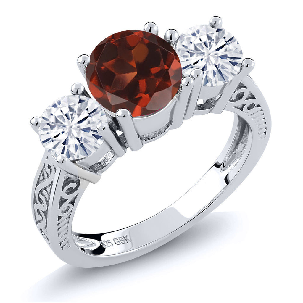 Garnet - January_8_Ring in 925 Sterling Silver