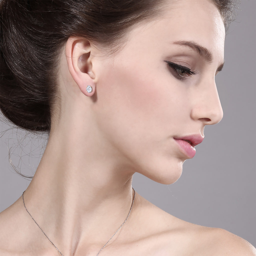 Faint Color (IJ)_Earrings in 925 Yellow Gold Plated Silver