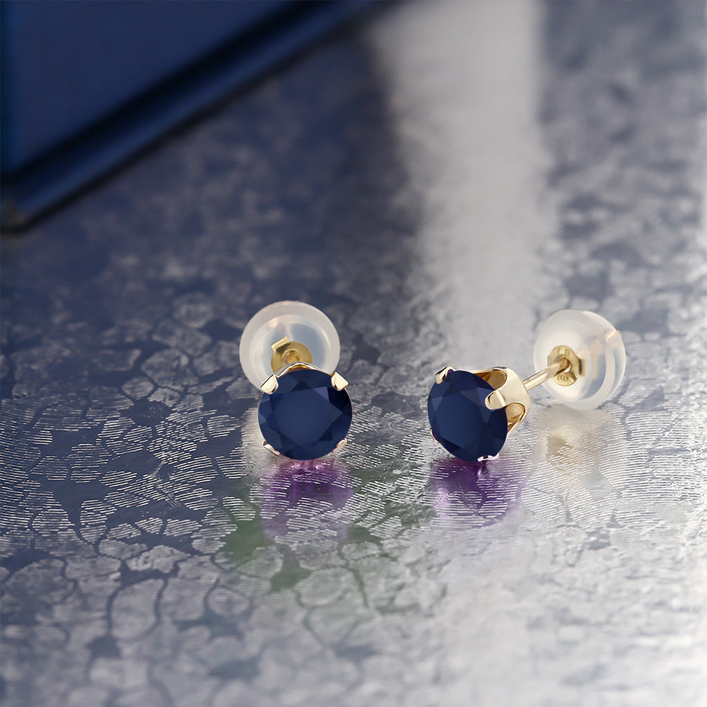 Earrings in 10K Yellow Gold