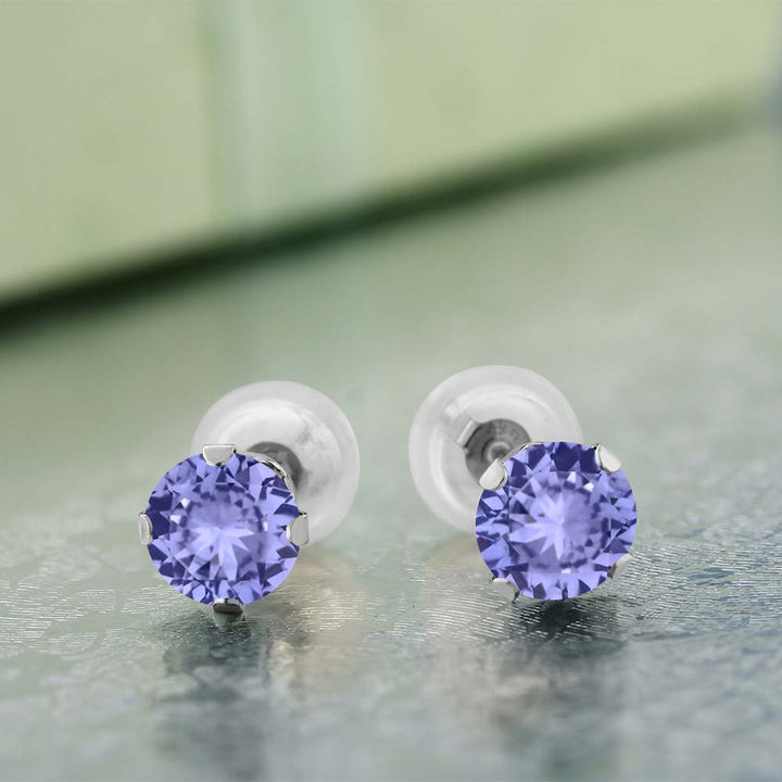 Earrings in 14K White Gold