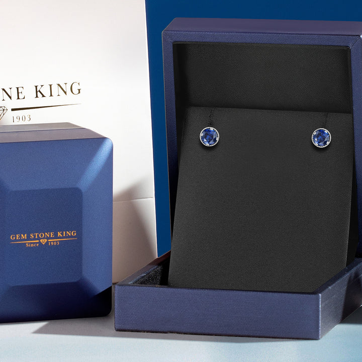 Earrings in 14K White Gold