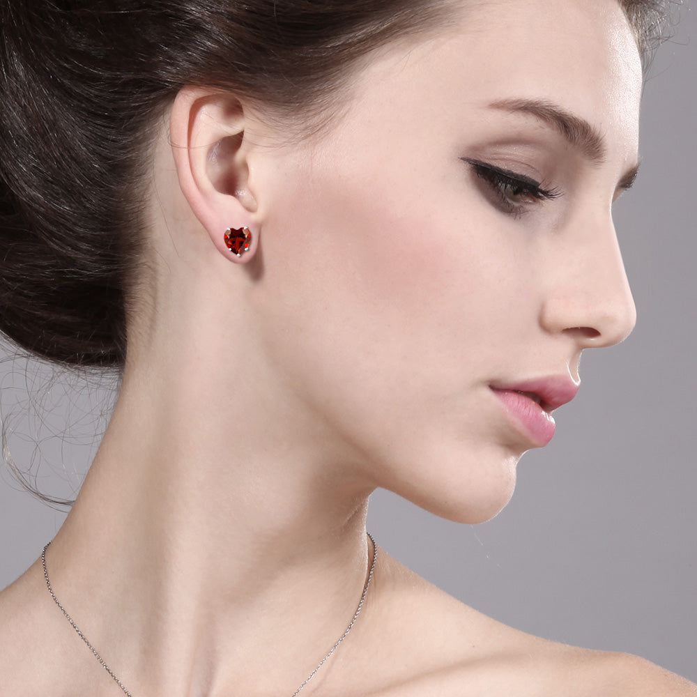 Garnet - January_Earrings in 925 Sterling Silver