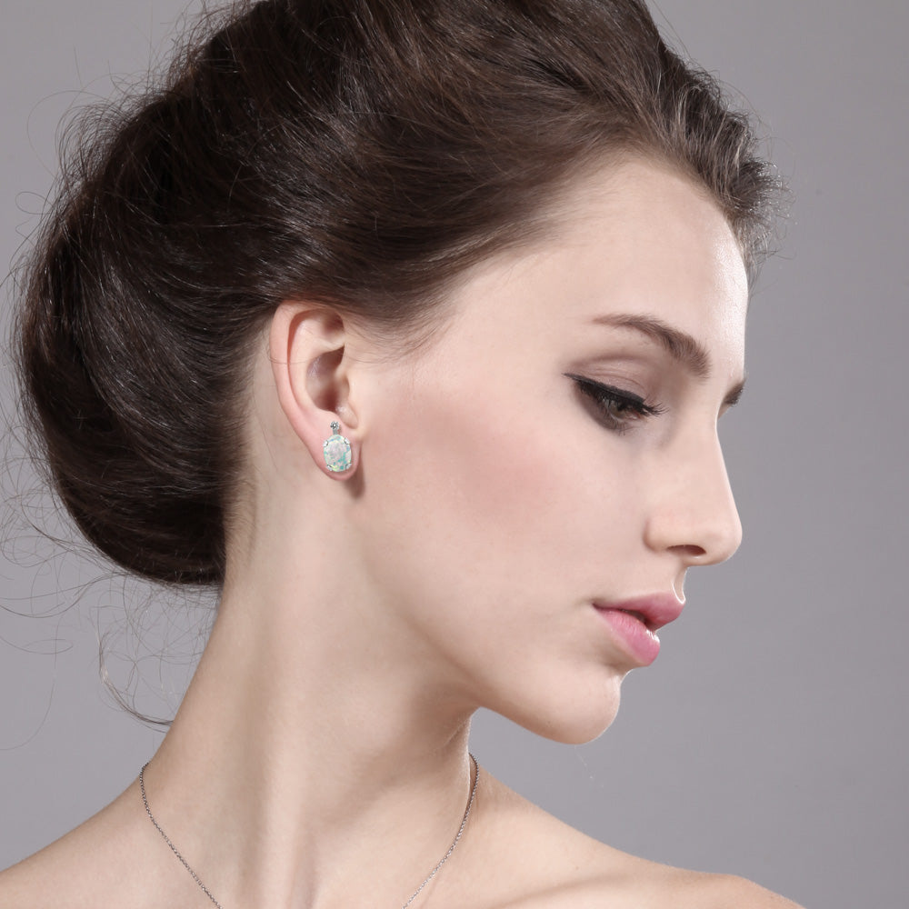 Earrings in 14K White Gold