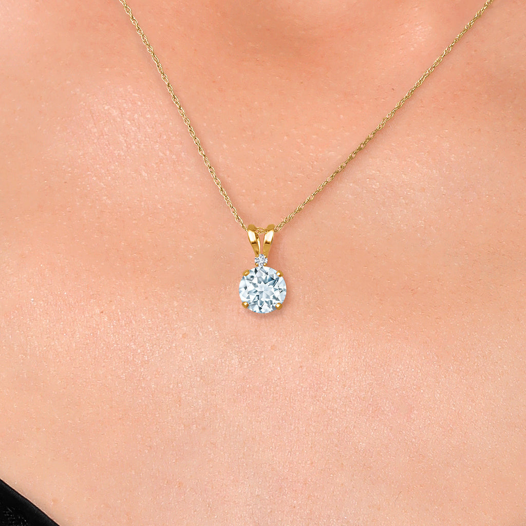 Pendant in 14K Yellow Gold