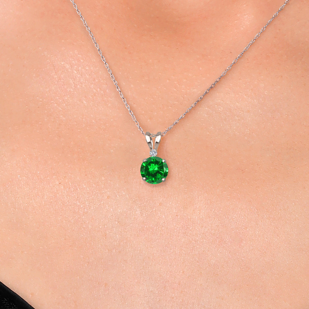 Pendant in 14K White Gold