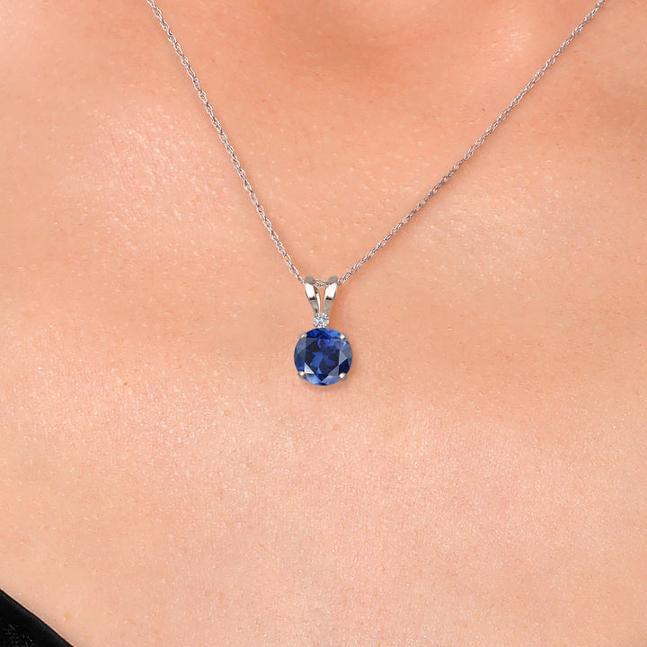 Pendant in 14K White Gold