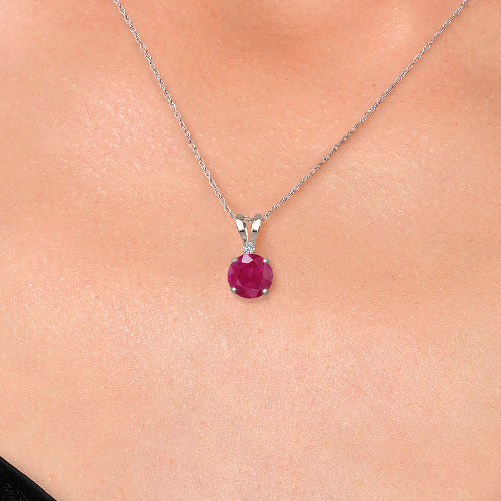 Pendant in 14K White Gold