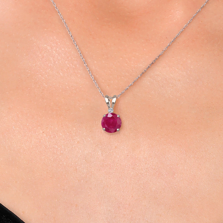 Pendant in 14K White Gold