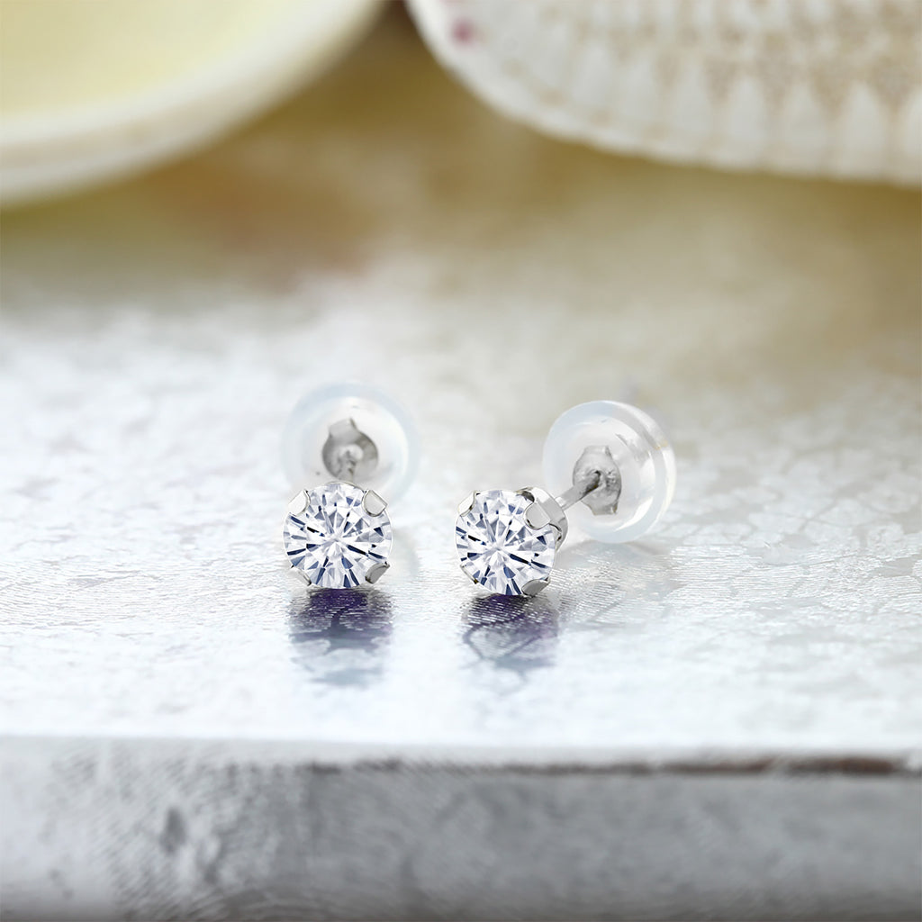 Very Light (IJ)_14K White Gold_Earrings in 14K White Gold
