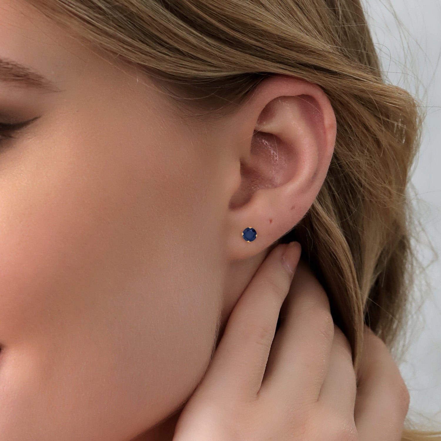 Earrings in 14K Yellow Gold