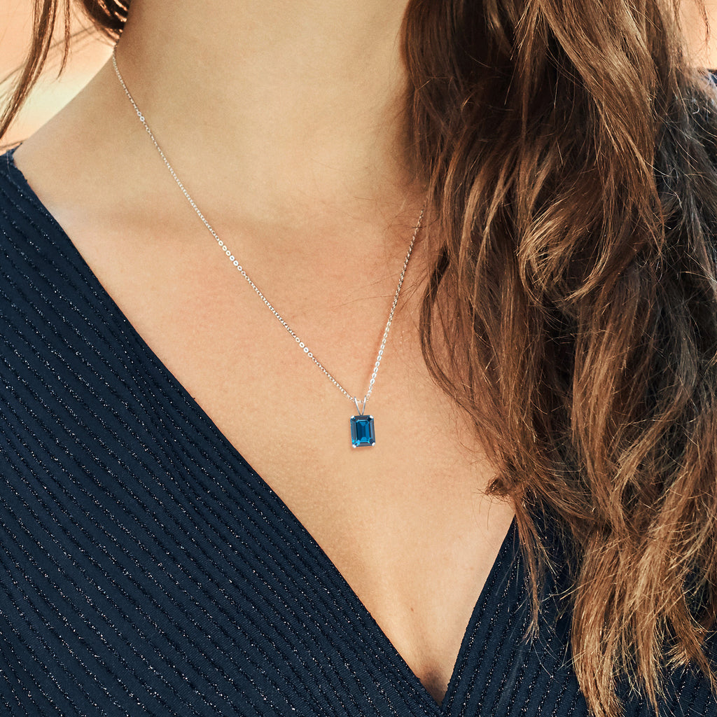 London Blue Topaz - November_Pendant in 925 Sterling Silver