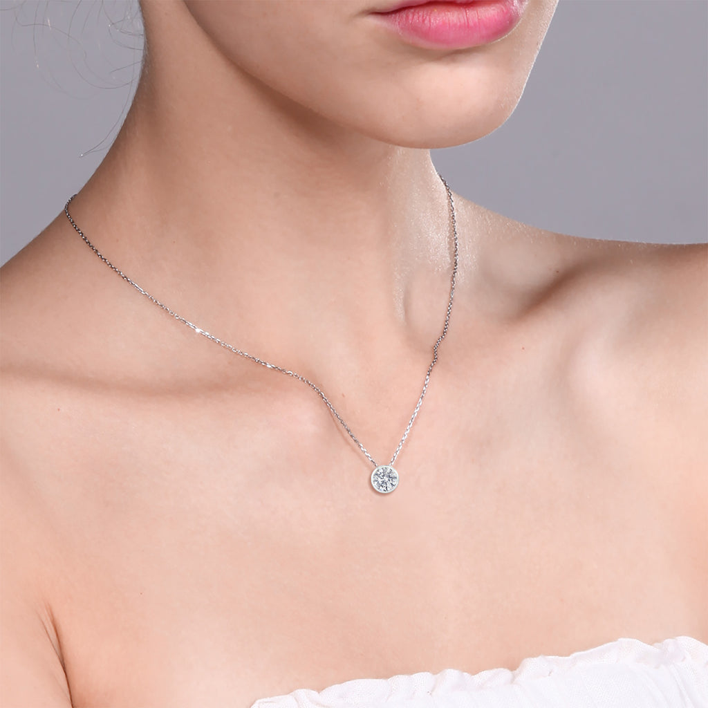 Pendant in 14K White Gold