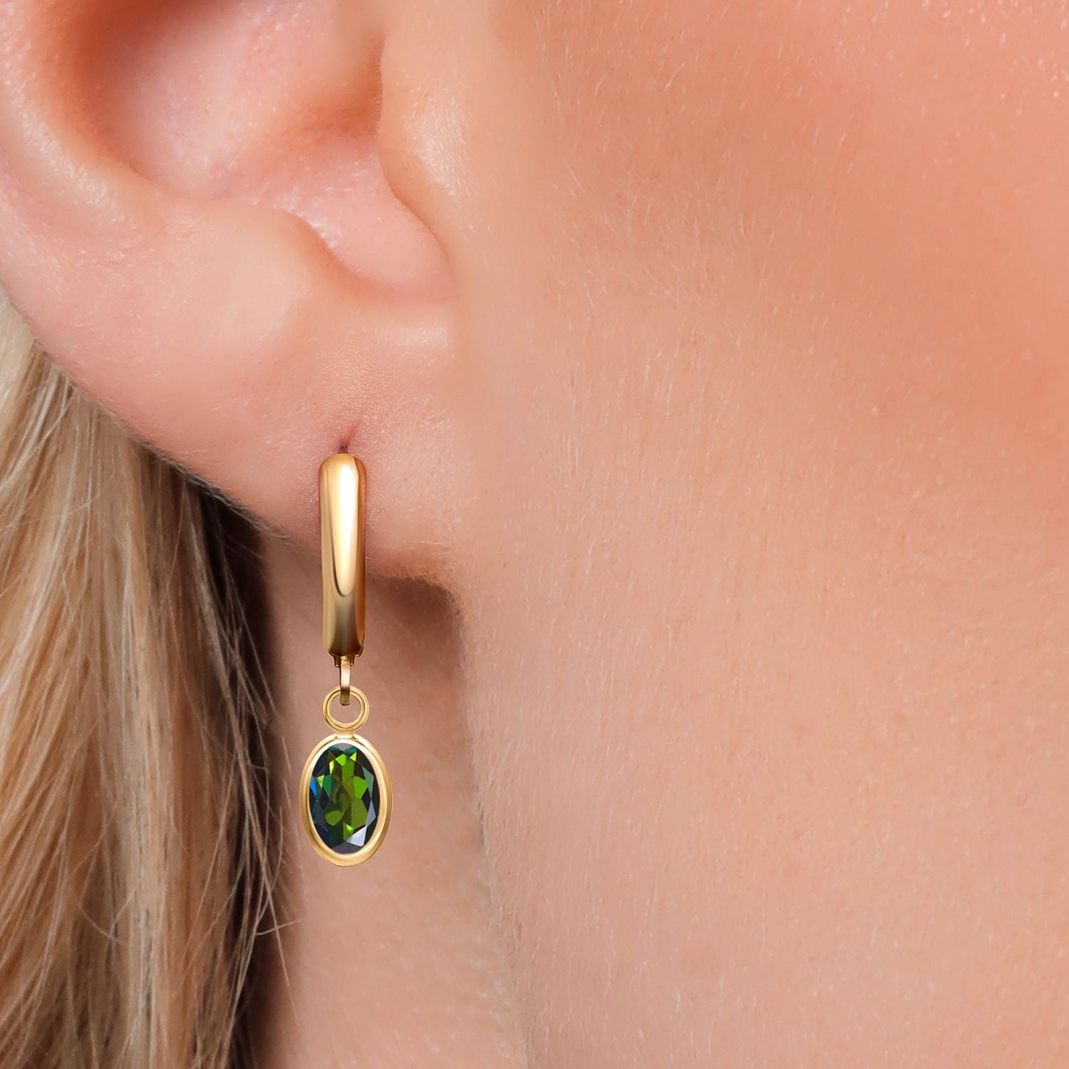 Earrings in 14K Yellow Gold