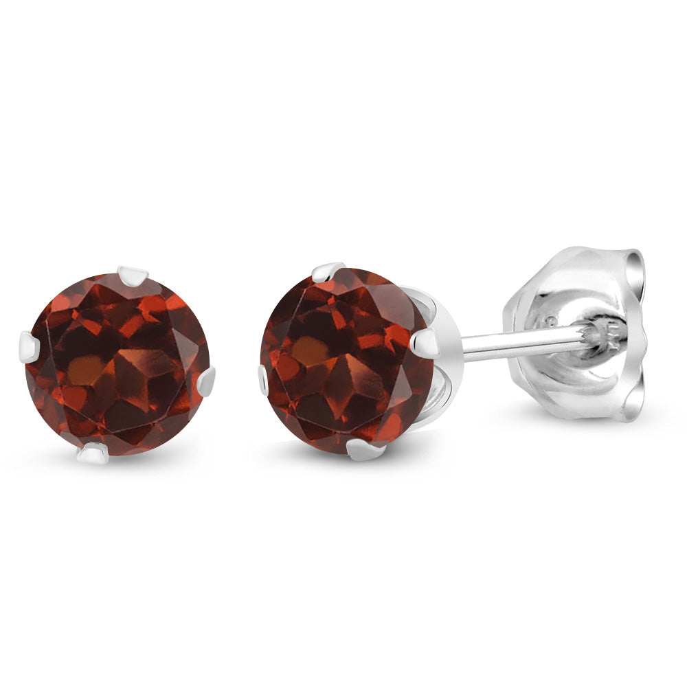 Garnet - January_Earrings in 925 Sterling Silver