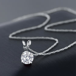 Pendant in 14K White Gold
