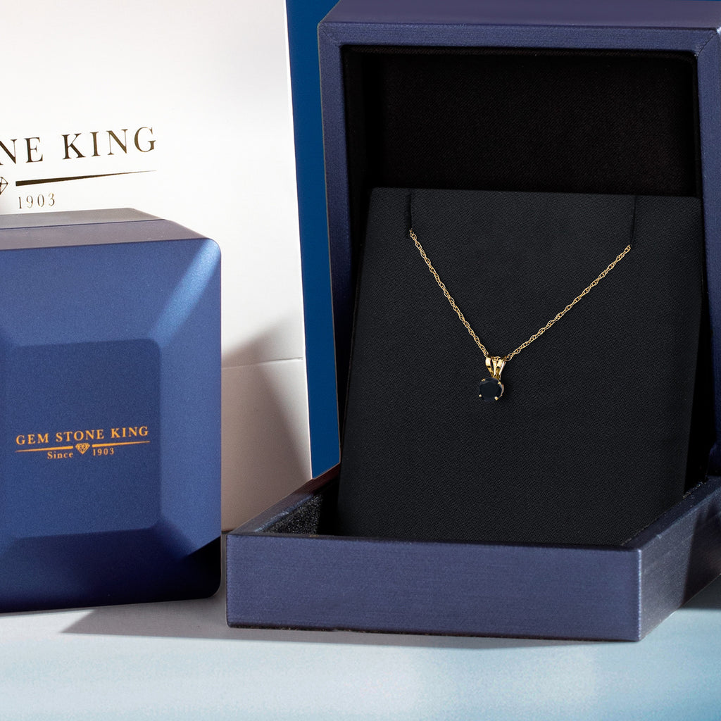 Pendant in 14K Yellow Gold