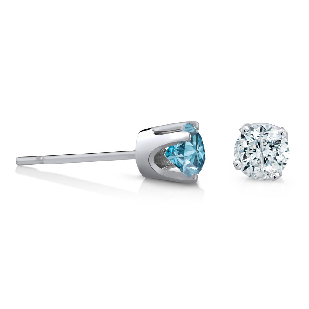 Earrings in 14K White Gold