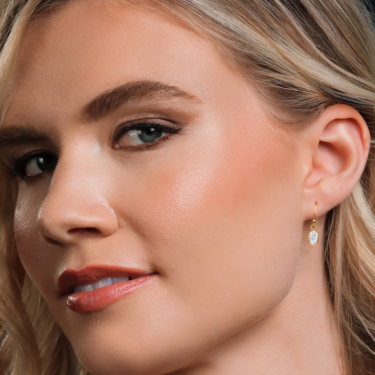 Near Colorless (GH)_Earrings in 14K Yellow Gold