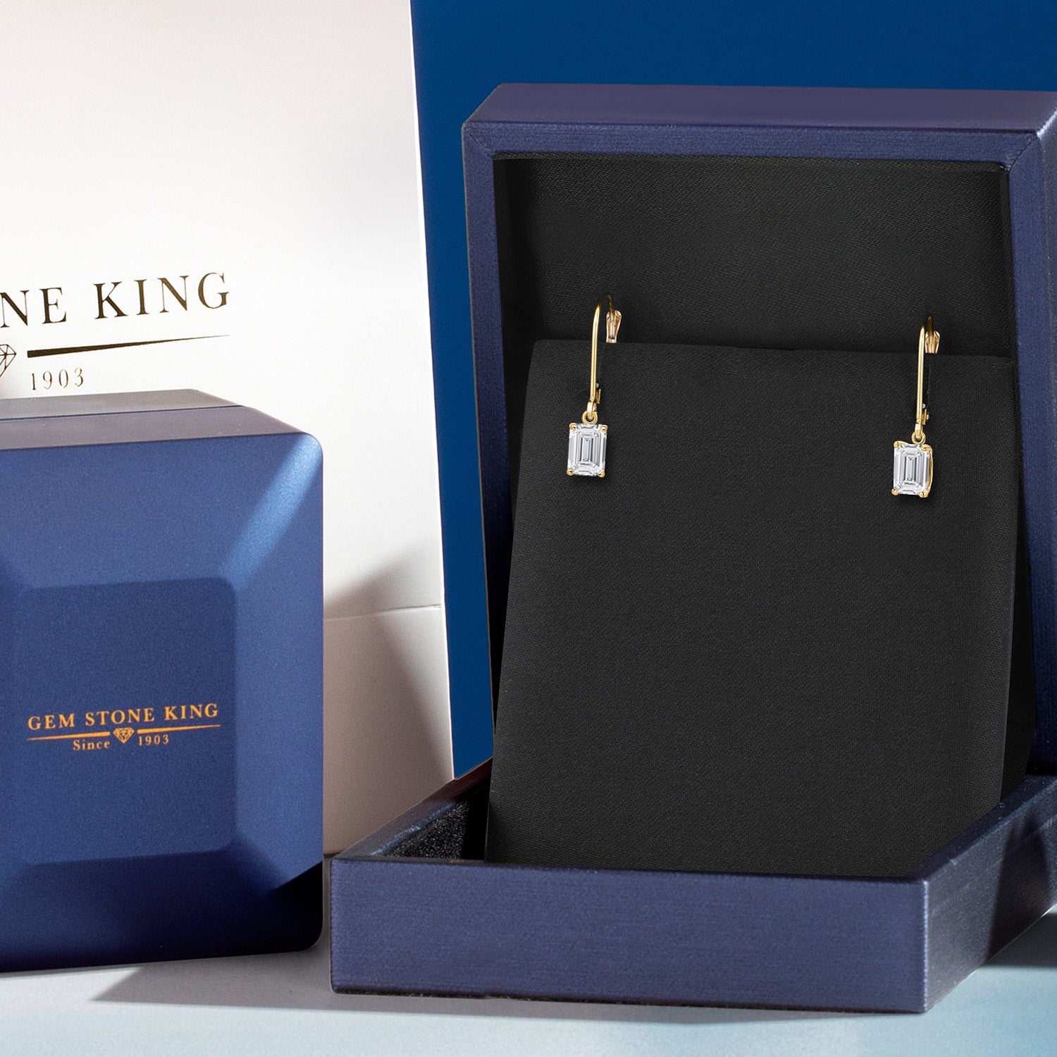 Earrings in 14K Yellow Gold