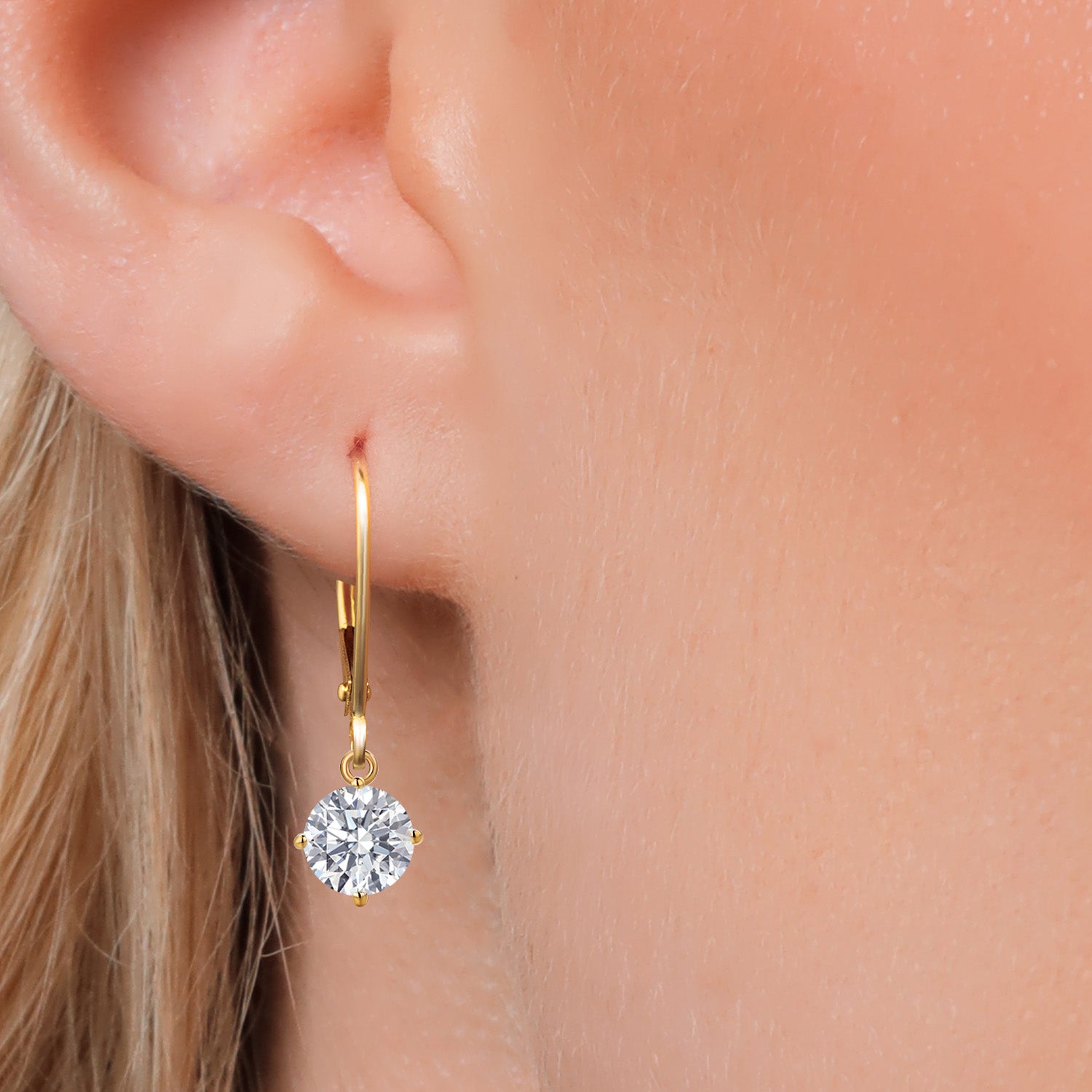 Earrings in 14K Yellow Gold