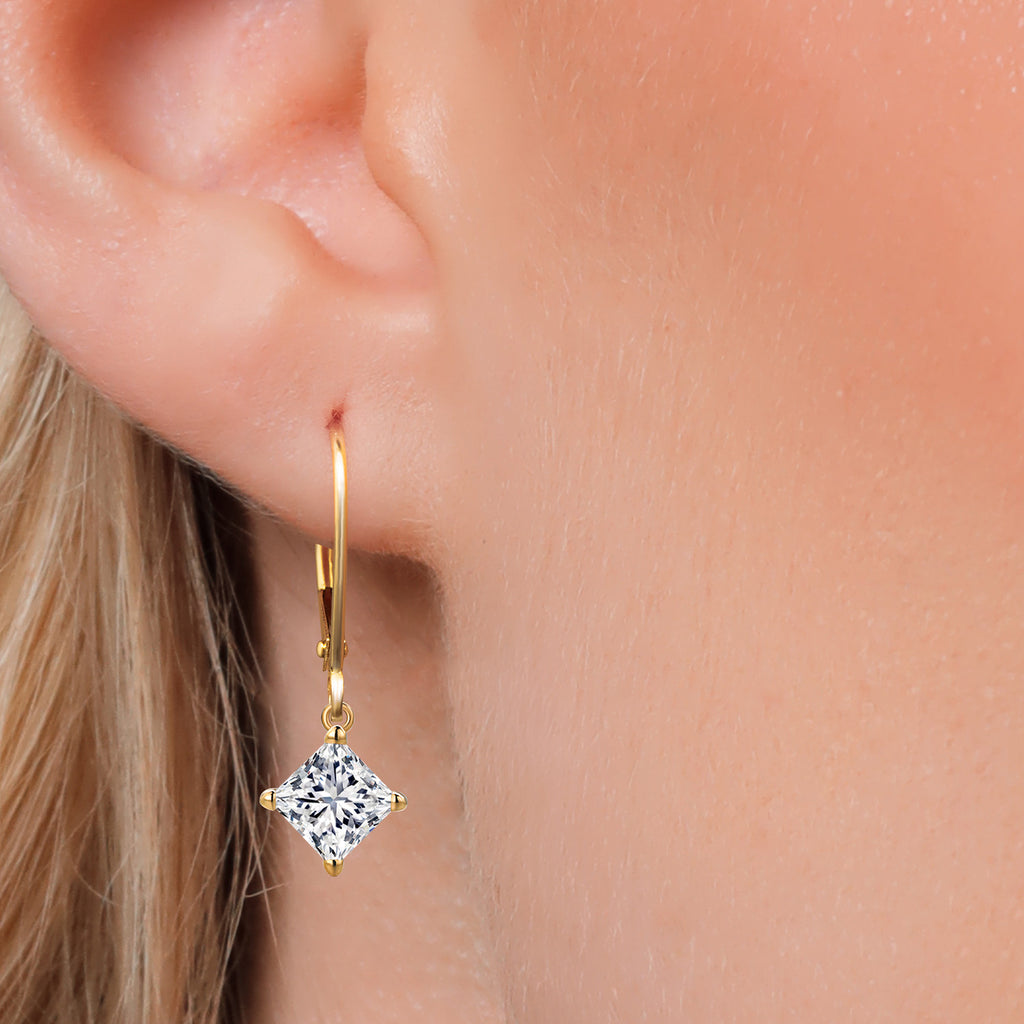 Earrings in 14K Yellow Gold