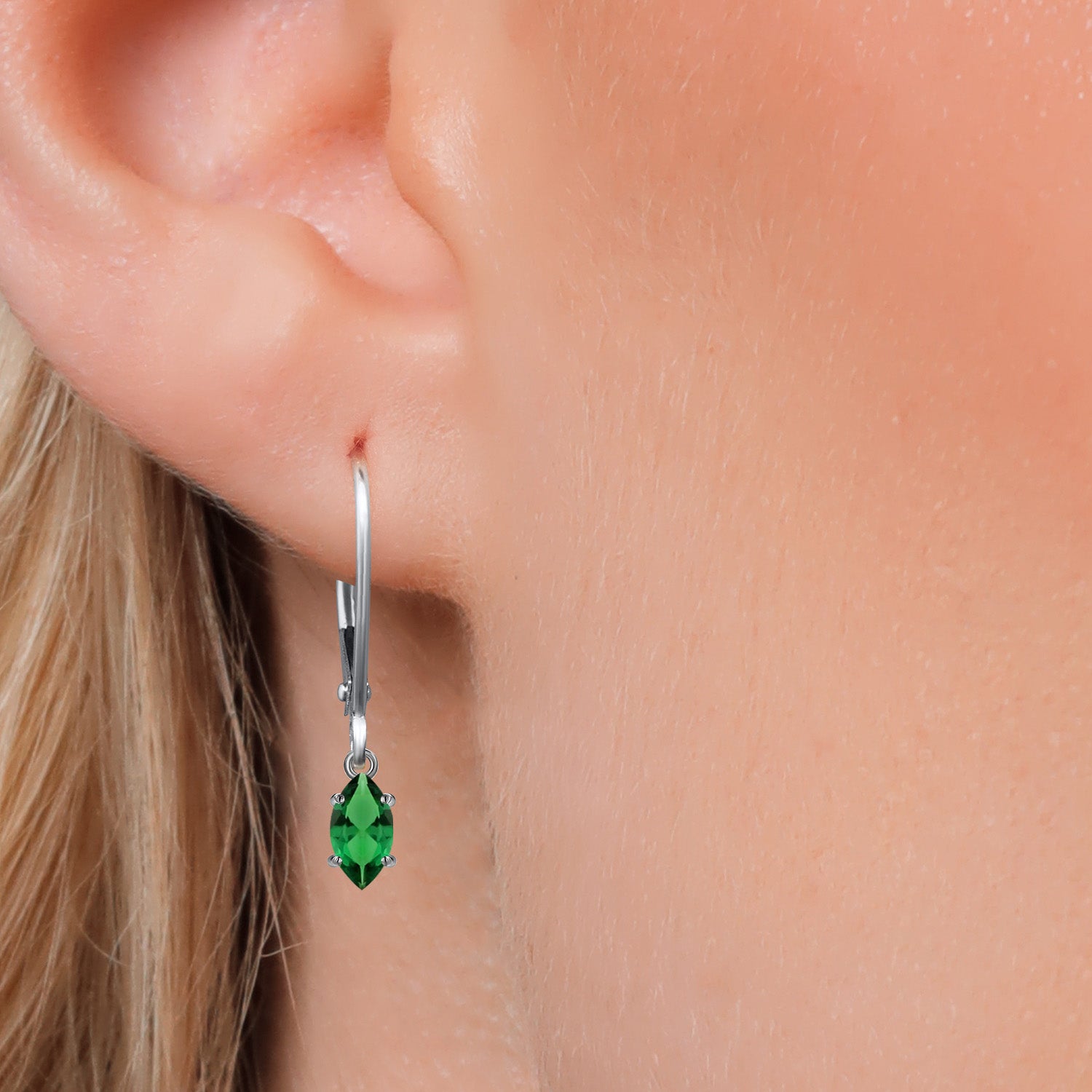Nano Emerald - May_Earrings in 14K White Gold