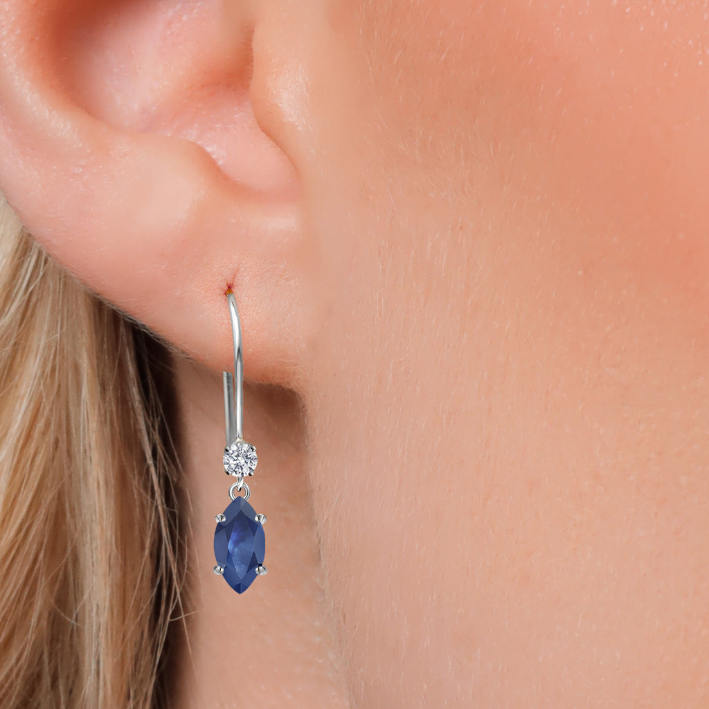 Earrings in 14K White Gold