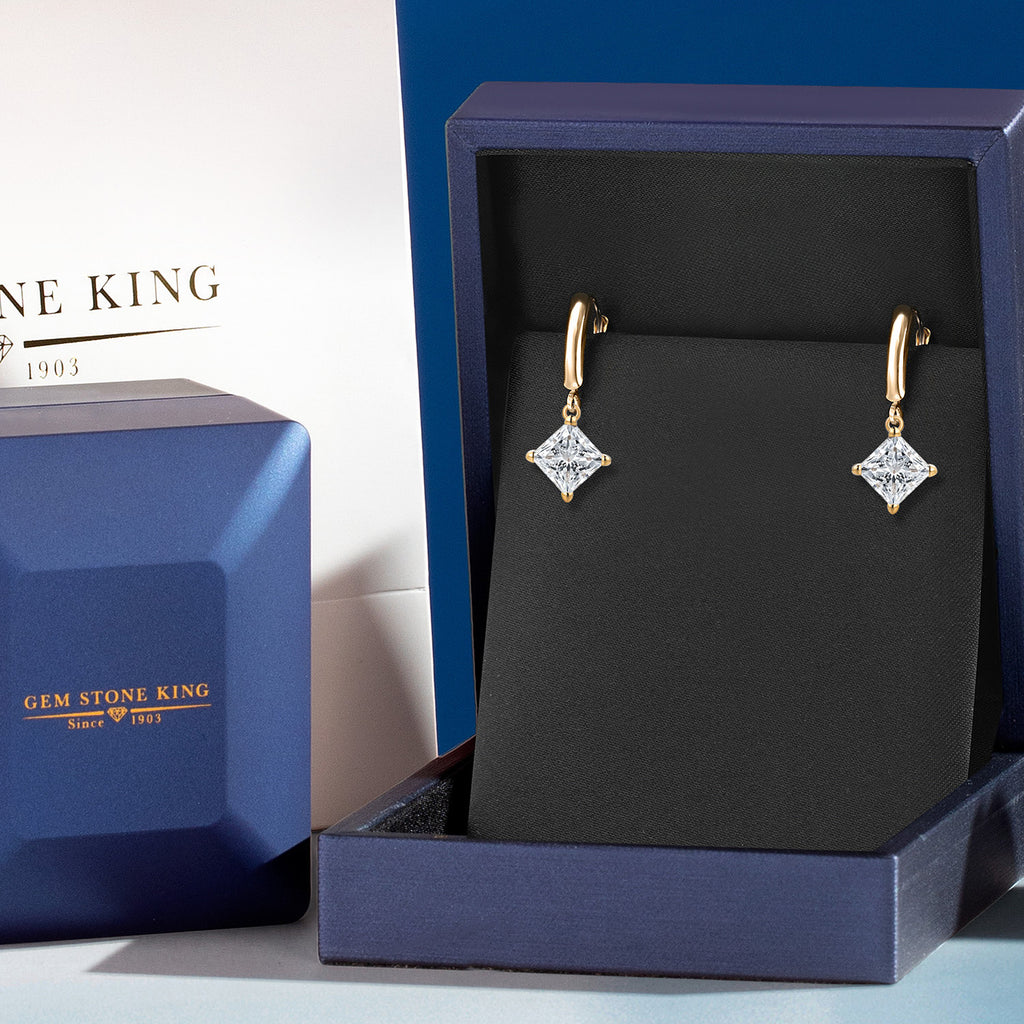 Earrings in 14K Yellow Gold