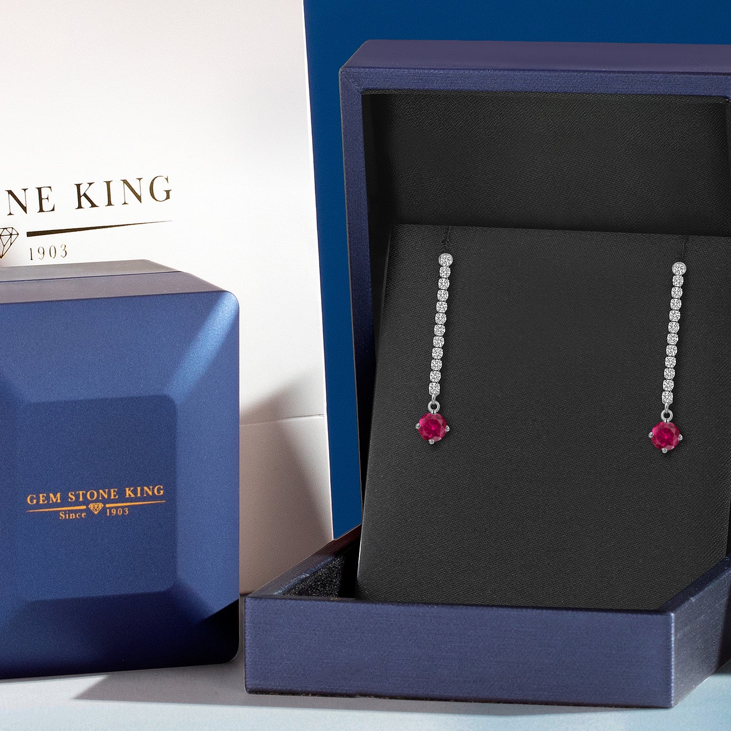 Earrings in 14K White Gold