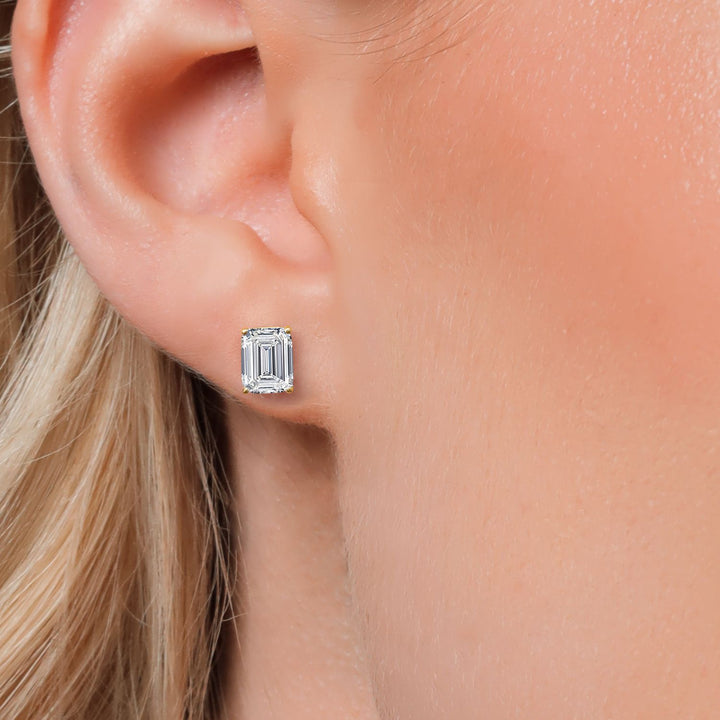 Earrings in 14K Yellow Gold