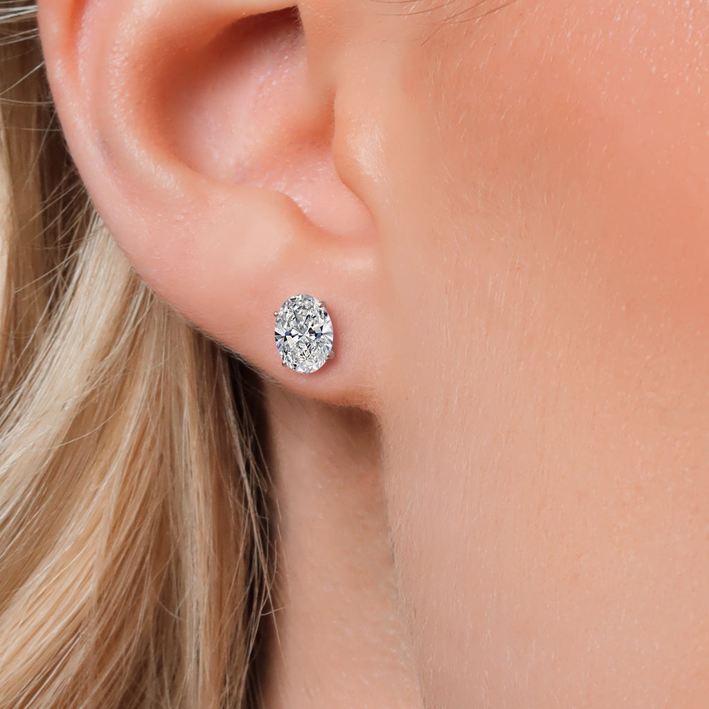 14K White Gold_Earrings in 14K White Gold