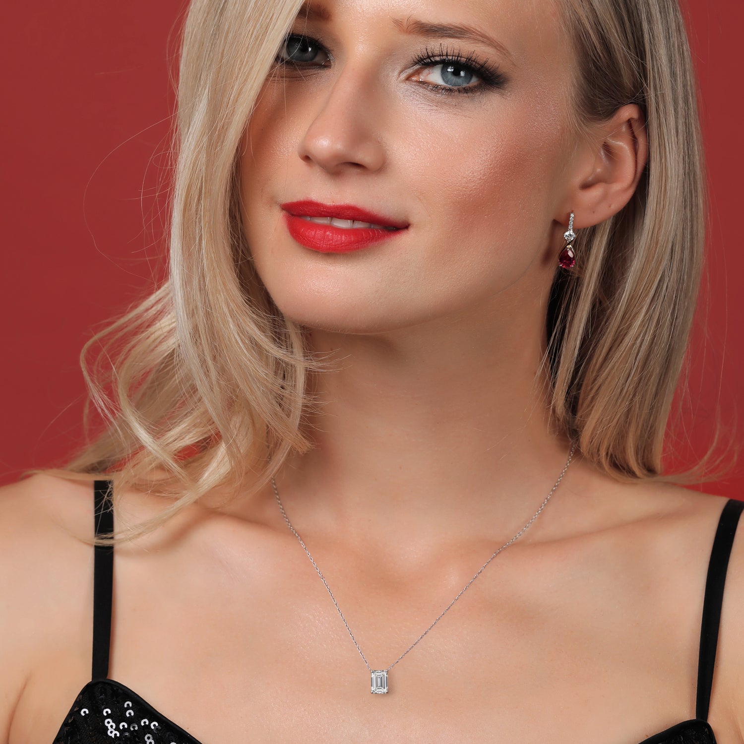 Pendant in 14K White Gold