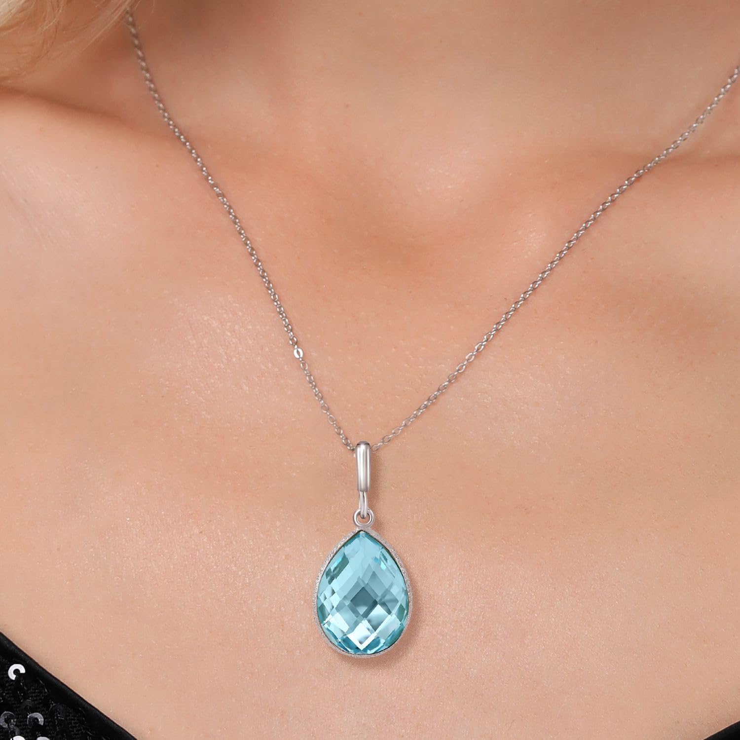 Pendant Earrings Set in 925 Sterling Silver