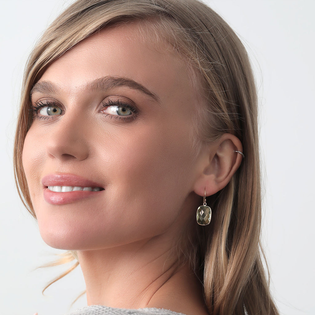Earrings in 14K Yellow Gold