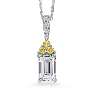 Pendant in 14K White Gold