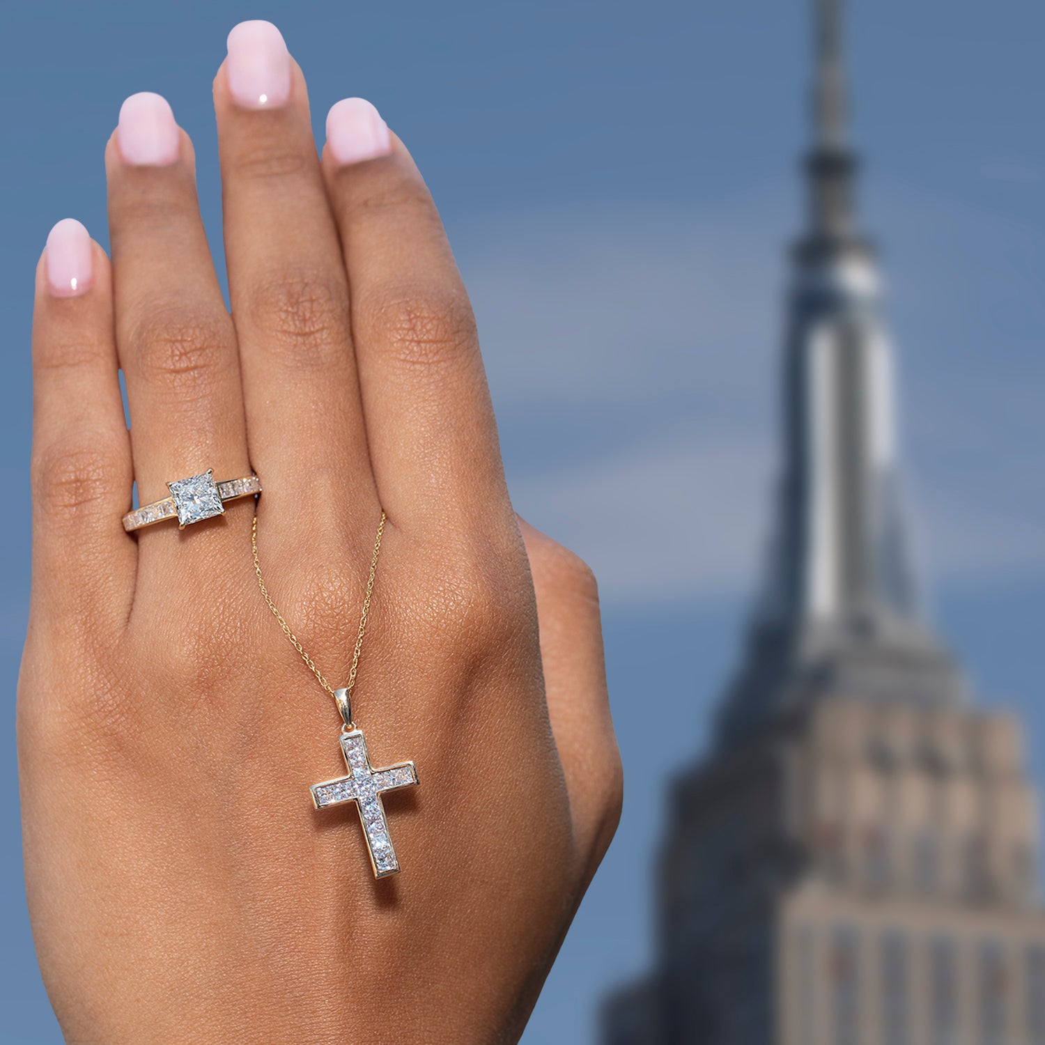 Pendant in 10K Yellow Gold