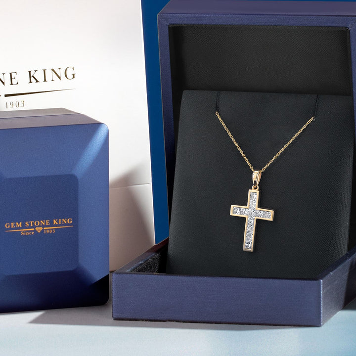 Pendant in 10K Yellow Gold